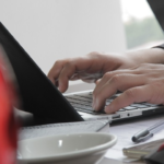 160 familias que vivían en zona de riesgo de Cali empiezan a ser reubicadas de manera gradual por el Fondo Adaptación